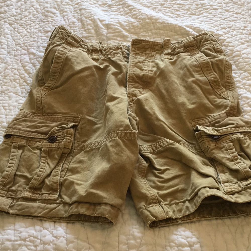 Men’s cargo shorts